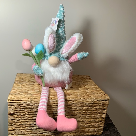 Other - NEW Pink & Blue Easter Gnome 🌷🐰